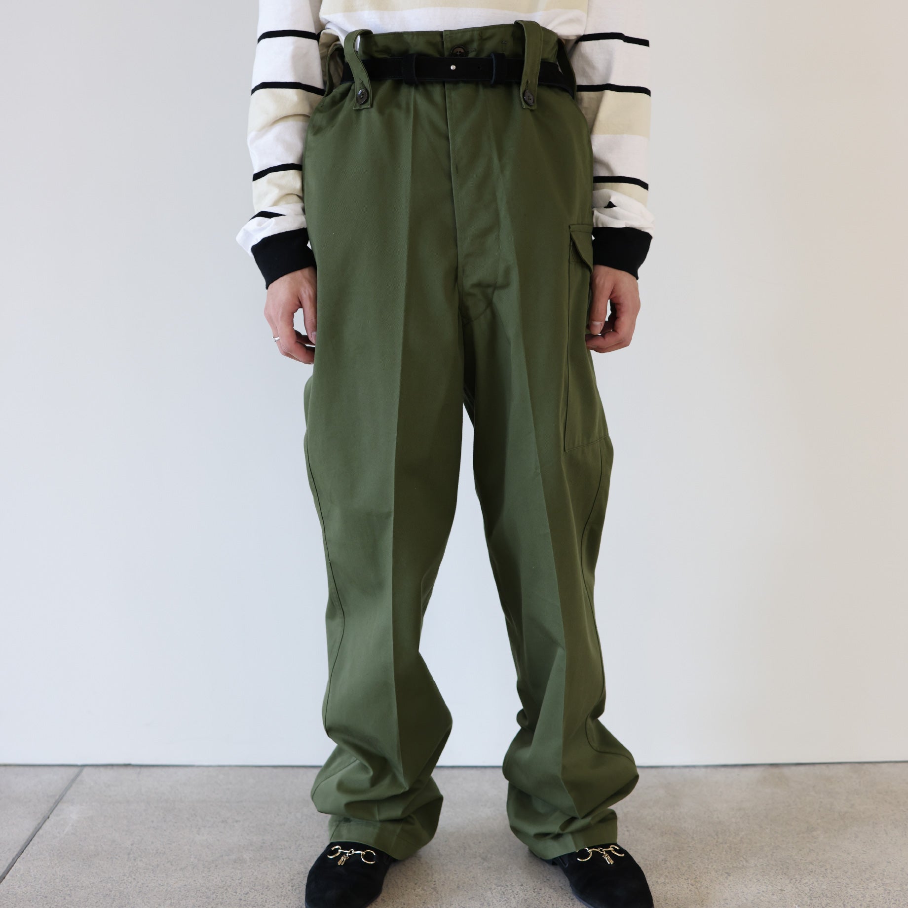 60'-70'S UK ARMY OVERALL GREEN TROUSERS – UNEVEN HUB STORE｜想像を超える、人とモノのハブ体験